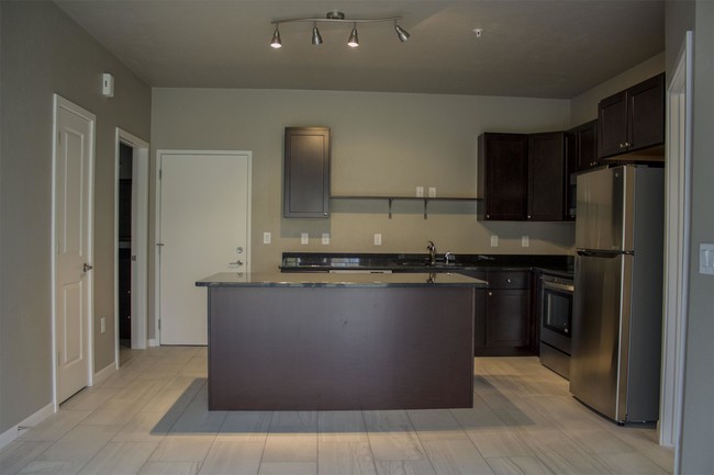 Foto del edificio - 2301 Sunny Ln