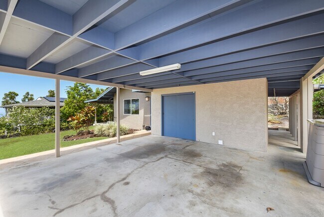 Foto del edificio - 3 Bedroom 2 Bathroom Renovated Home in Des...