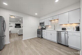 Building Photo - 538 Harold Ave