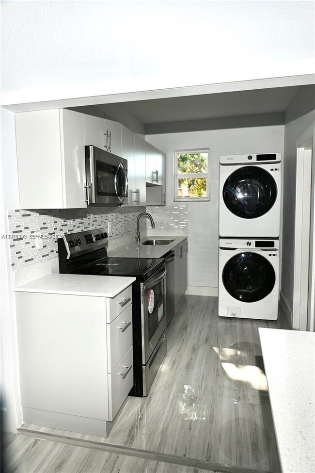 Foto del edificio - 747 NW 5th Ct