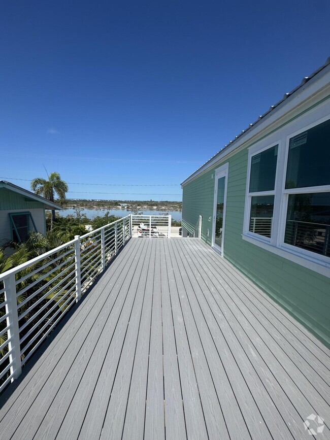 Building Photo - 335 Pirates Rd