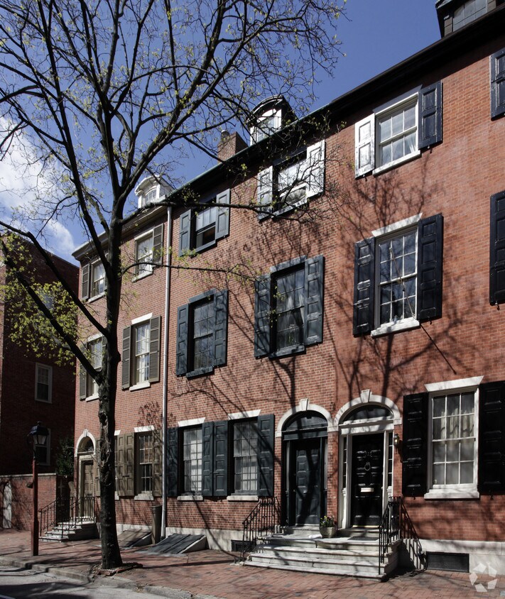 Primary Photo - 325 Spruce St