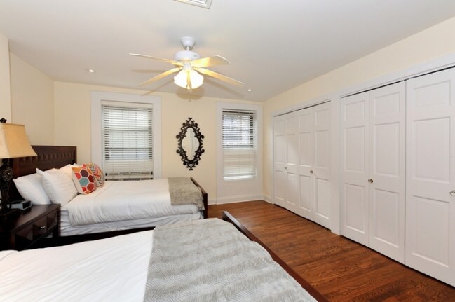 Foto del edificio - 248 E 83rd St