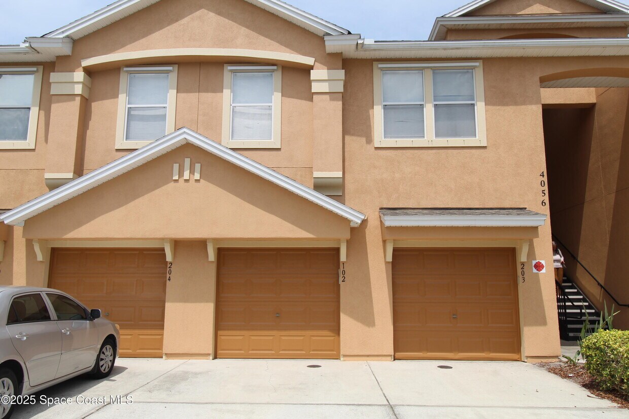 Primary Photo - 4056 Meander Pl