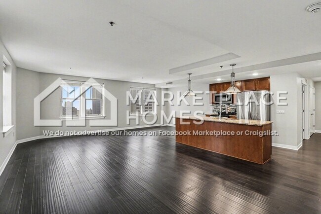 Foto del edificio - 525 W Lafayette Blvd