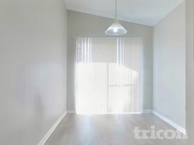 Building Photo - 3115 Kelling St