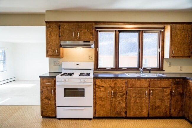 Building Photo - 11 Milk St