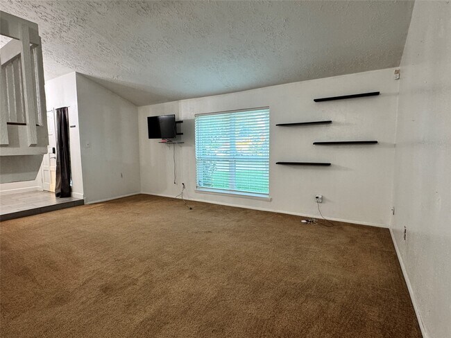 Foto del edificio - 8519 Church Light Ln