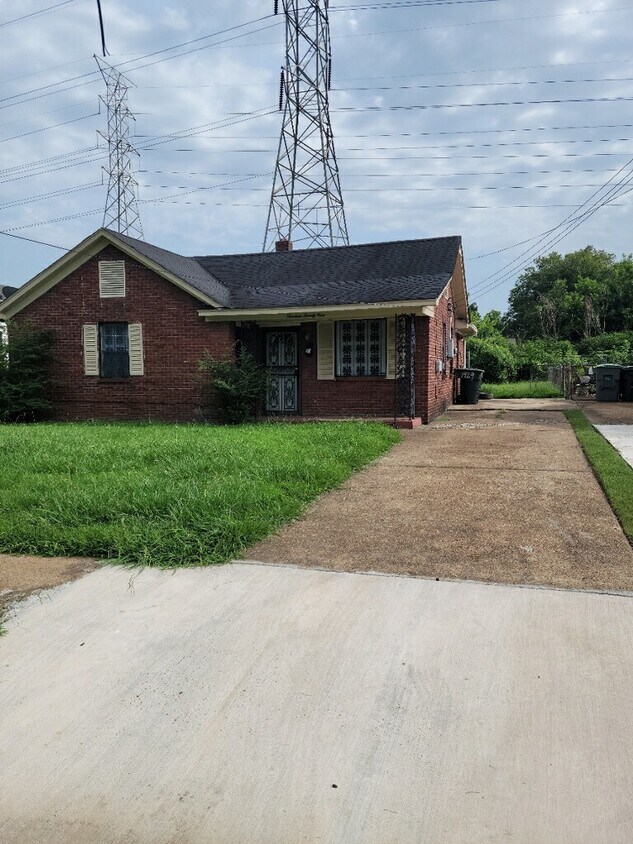 1929 Ferber Ave, Memphis, TN 38114 House for Rent in Memphis, TN