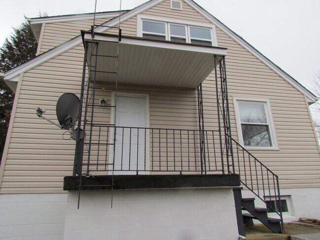 Foto del edificio - 28W625 Lester St