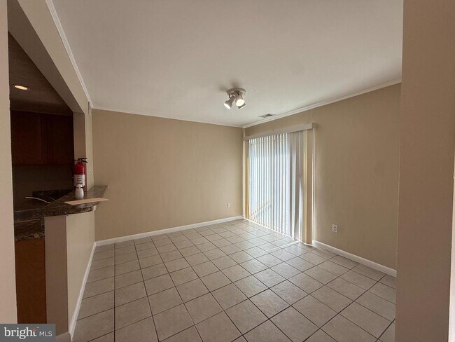 Foto del edificio - 1151 Golden Pond Ct