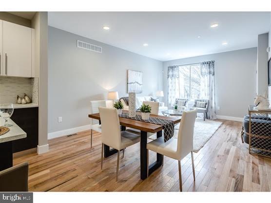 Foto del edificio - 1317 N 7th St