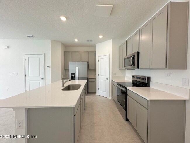 Building Photo - 3644 Athenian Wy