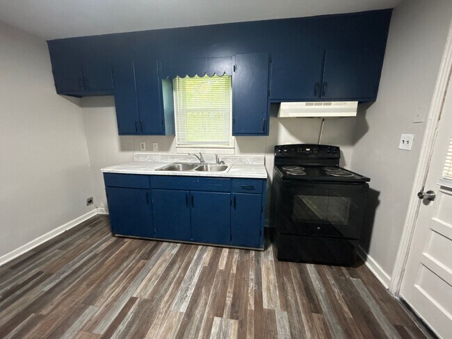 Foto del edificio - 55 Cloverdale St