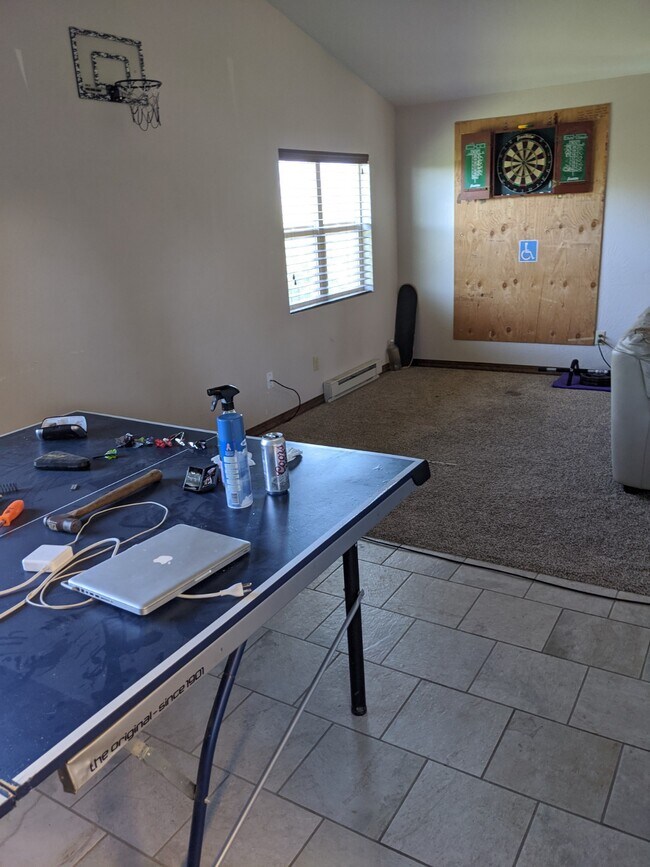 Building Photo - 389 Stubbs Ln