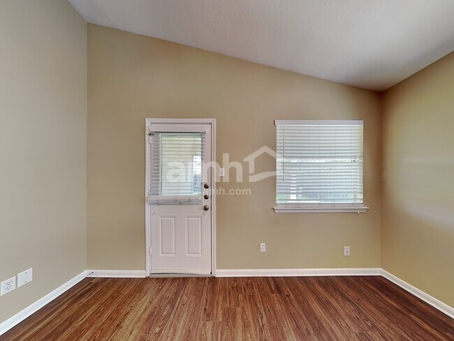 Foto del edificio - 2903 Windy Hollow Ln