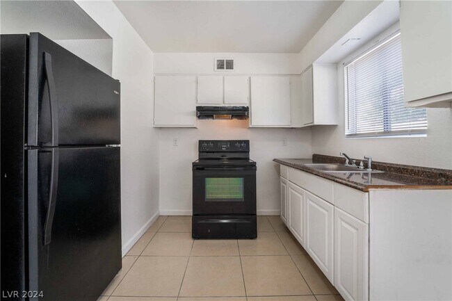 Foto del edificio - 375 N 15th St