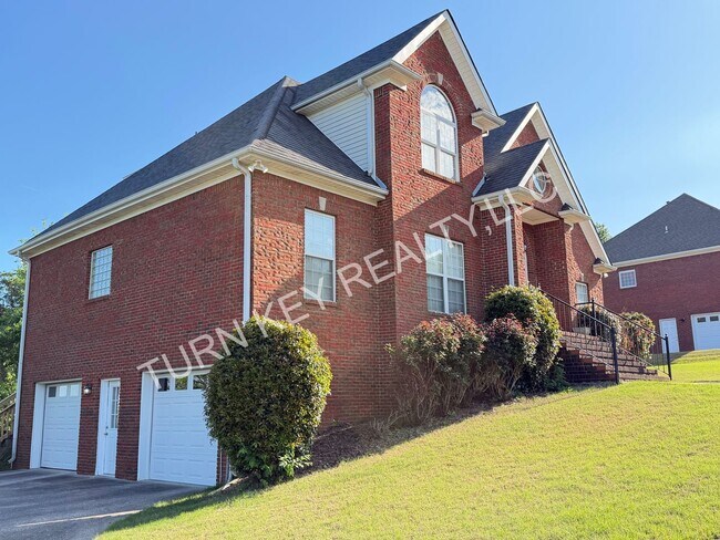 Foto del edificio - Home for Rent in Trussville