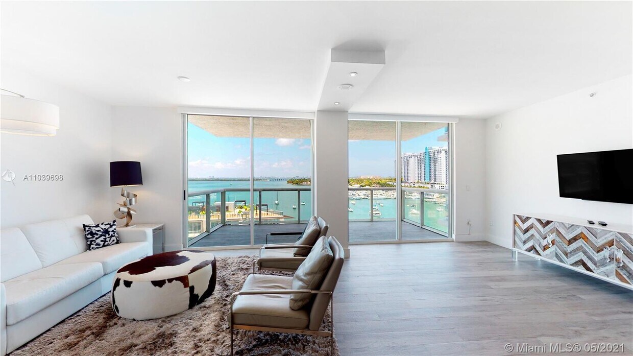 Foto principal - 10 Venetian Way