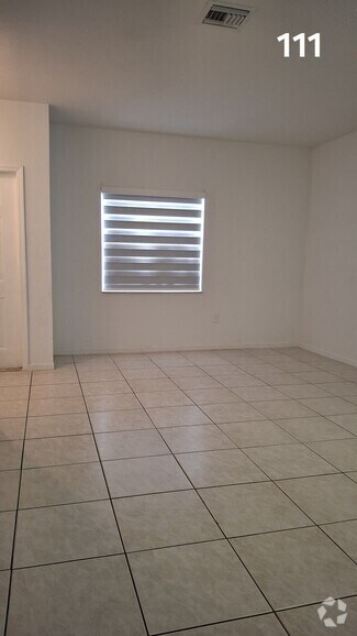 Building Photo - 5761 NW 115th Ct