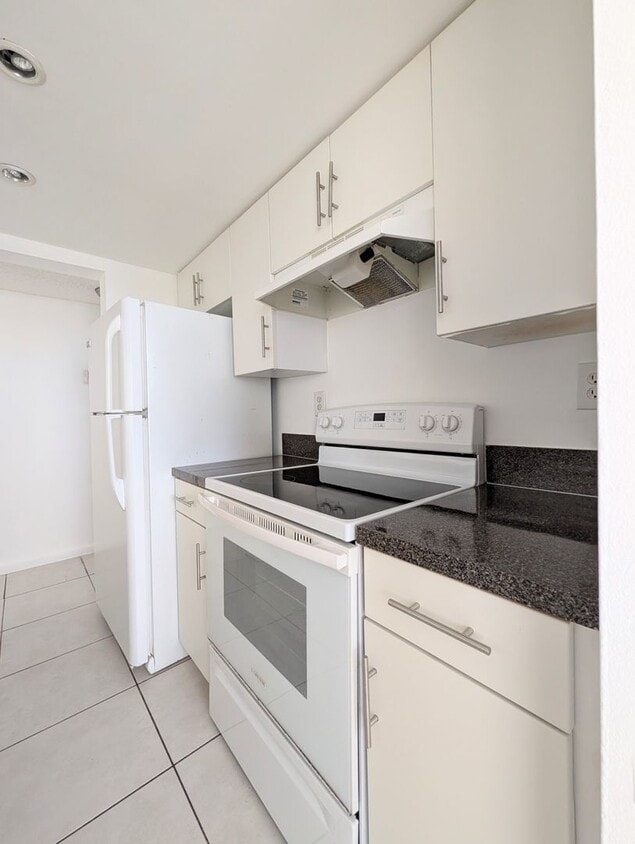 Spacious 2BR/2BA Residence – Great Kendall Location - Spacious 2BR/1BA Residence – Great Kendall Location