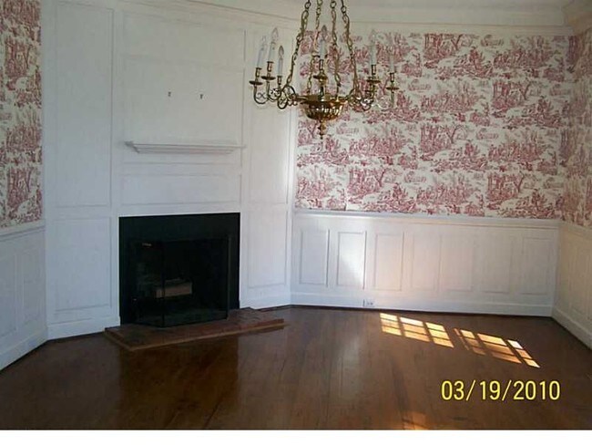 Building Photo - 3401 Middle Plantation Quay