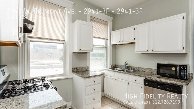 Photo - 2941 W Belmont Ave Apartment