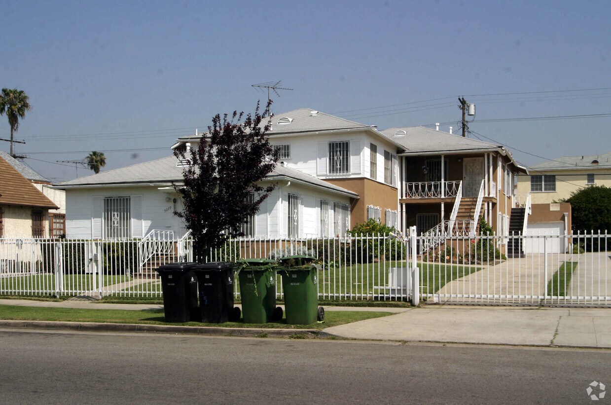 Foto principal - 5079 21st St Apartments