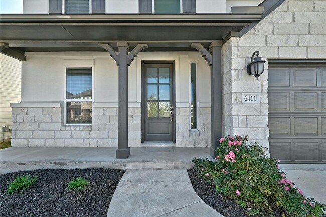 Building Photo - 6411 Velvet Leaf Ln