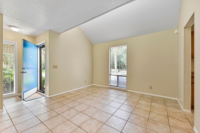 Foto del edificio - 2BD/2BA Ponte Vedra Beach Condo in Villa D...