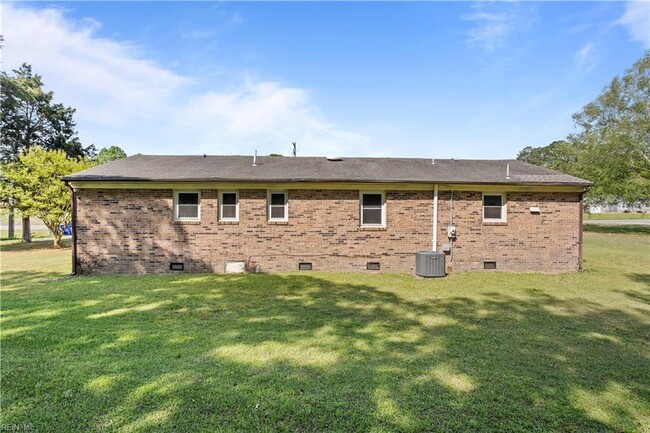 Building Photo - 6560 Benns Church Blvd