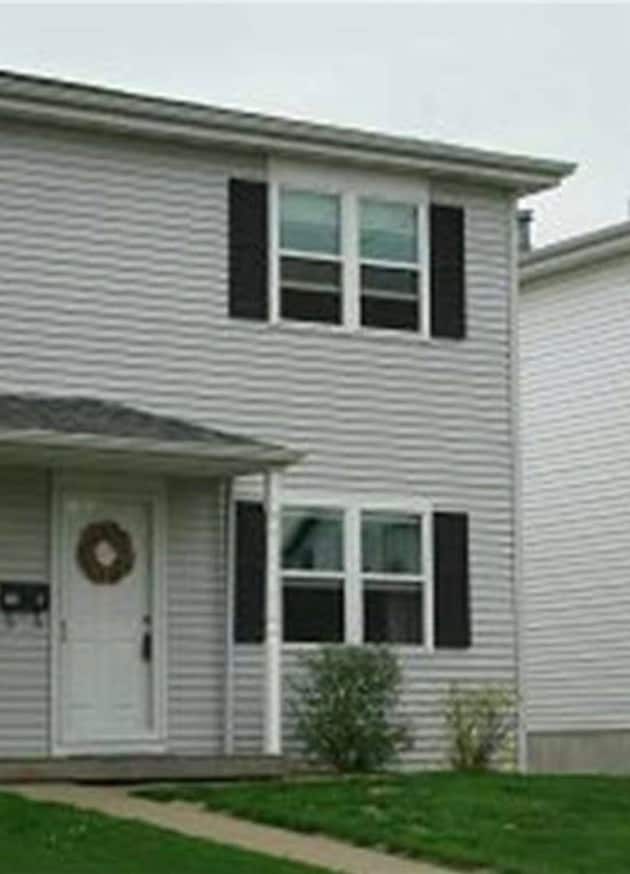 Building Photo - 420 Clarke Dr