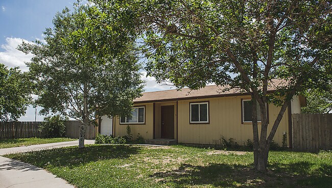 Building Photo - Great House in Gilcrest