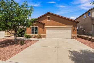 Building Photo - 7409 Dewberry Dr