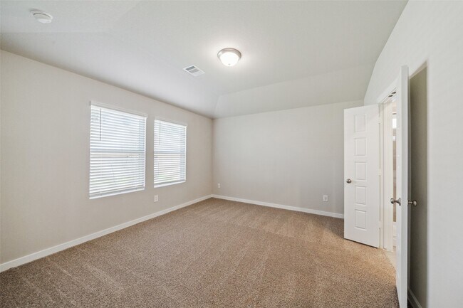 Building Photo - 1666 Shae Oak Ln