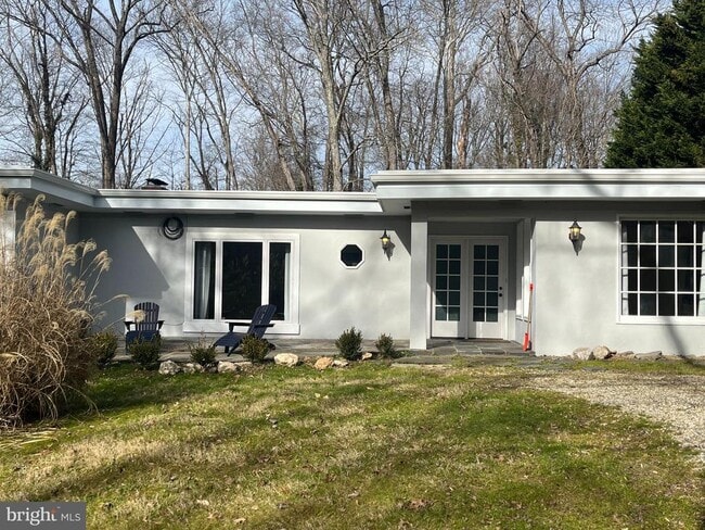 Building Photo - 6822 Sorrel St