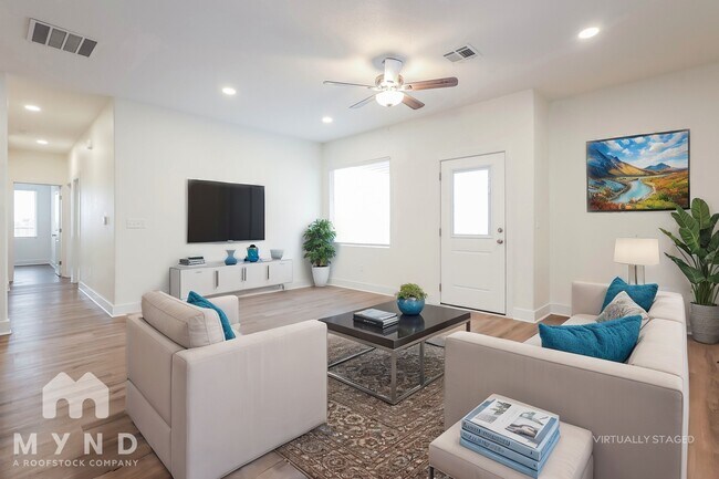 Foto del edificio - 5802 E Bristol Cir