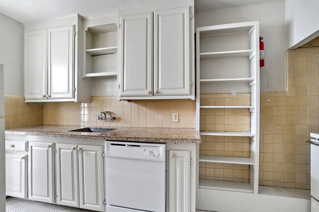 Foto del edificio - 4232 Perkins Rd