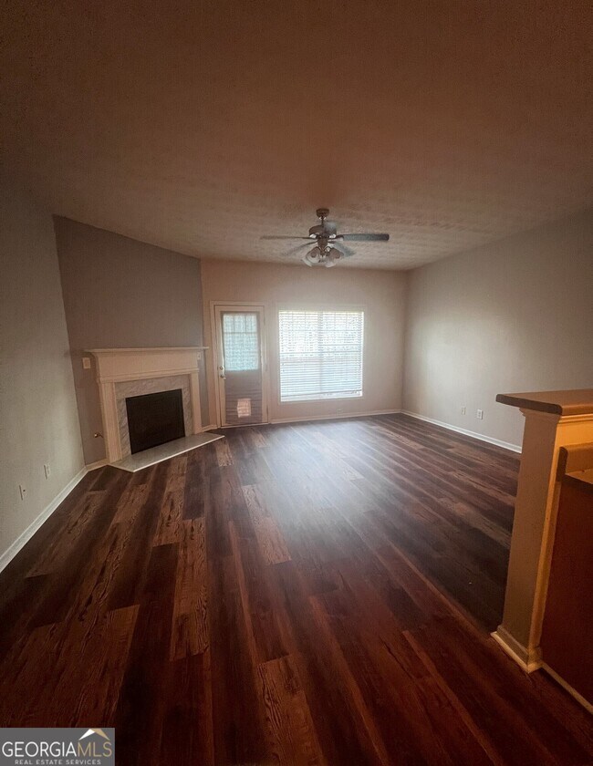 Foto del edificio - 784 Brookside Parc Ln
