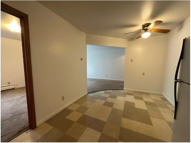 Building Photo - 2859 S 6th St