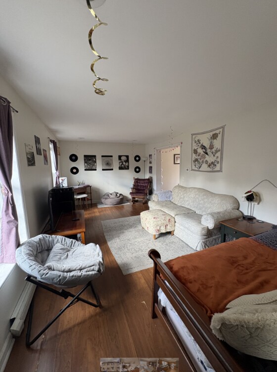 Foto del edificio - 298 Belchertown Rd