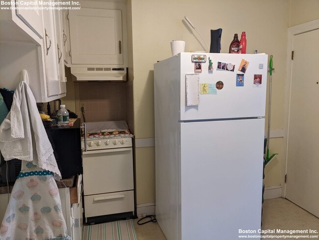 Building Photo - 464 Highland Ave