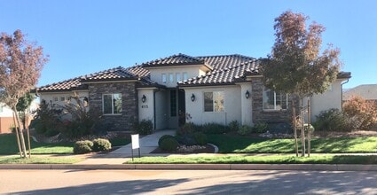 Building Photo - 4115 S 20 E