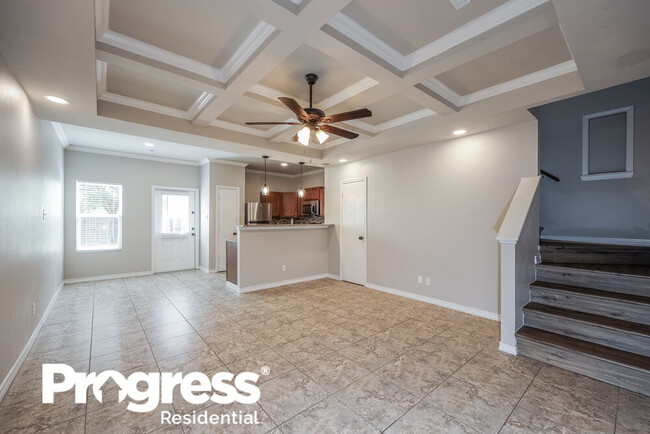 Building Photo - 6307 Aspen Hl