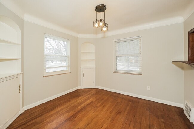 Foto del edificio - 20831 Lakeshore Blvd