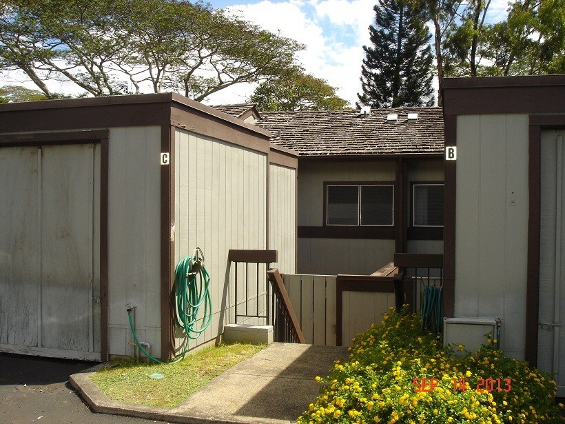 981073 Komo Mai Dr, Aiea, HI 96701 Townhouse for Rent in Aiea, HI