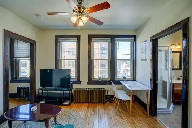 Foto del edificio - 1253 Williamson St