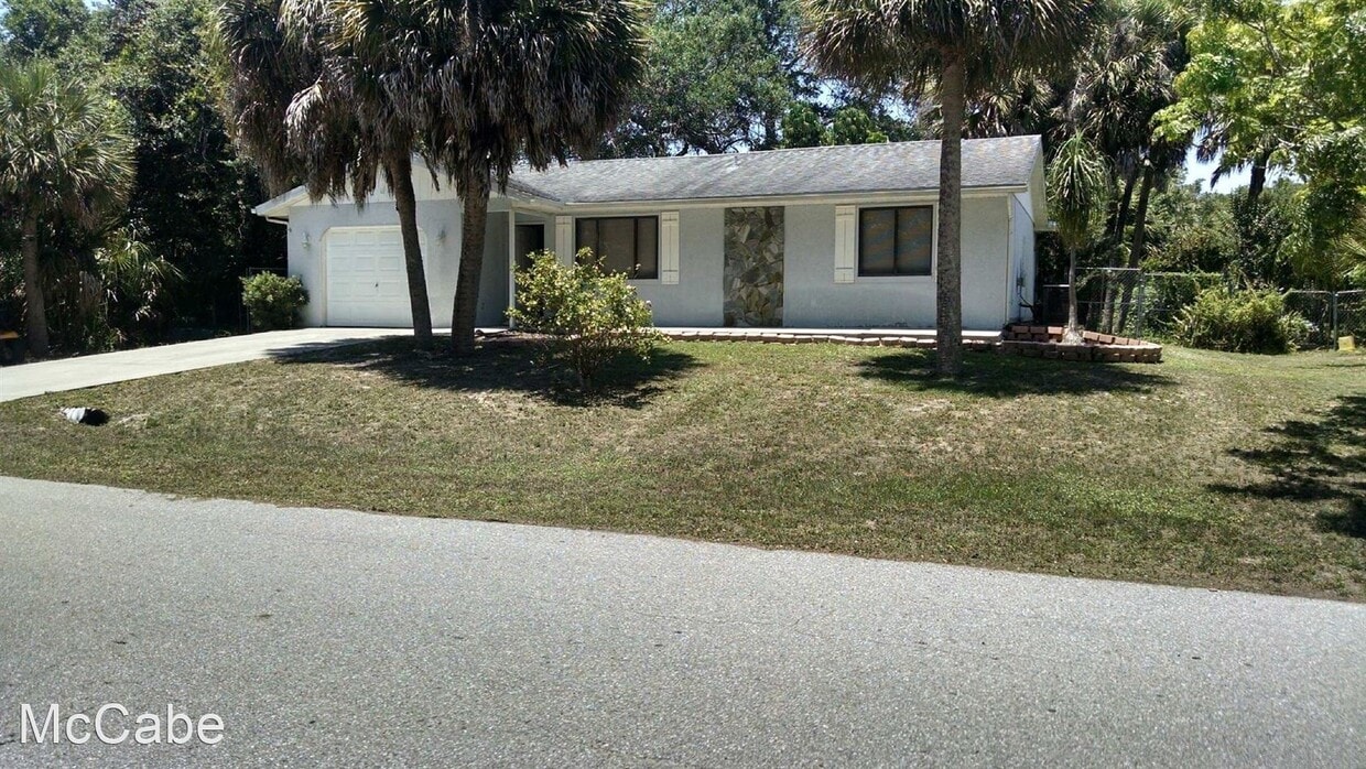 2 br, 2 bath House - 2039 Kendis Street