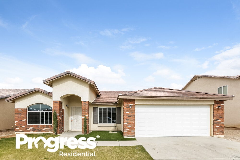 2904 W Sunland Ave, Phoenix, AZ 85041 House Rental in Phoenix, AZ