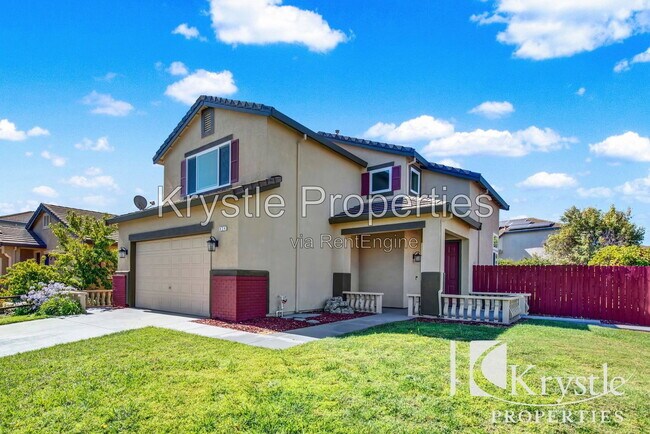 Foto del edificio - 824 Cedarcrest Dr